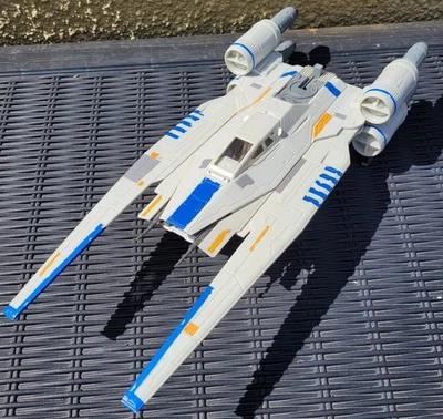 Star Wars Rogue One REBEL U-WING FIGHTER + 3.75" Captain Cassian Andor Fig 2016 - Image 1 of 4