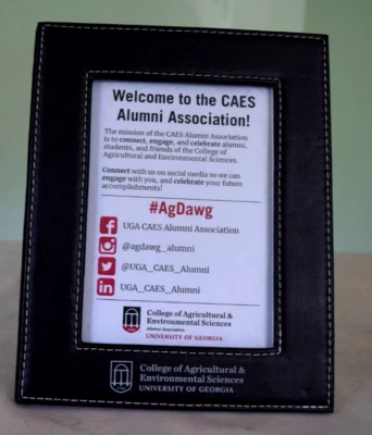 UGA农业与环境科学学院皮革5 x 7英寸相框 — 第 1/3 张图片