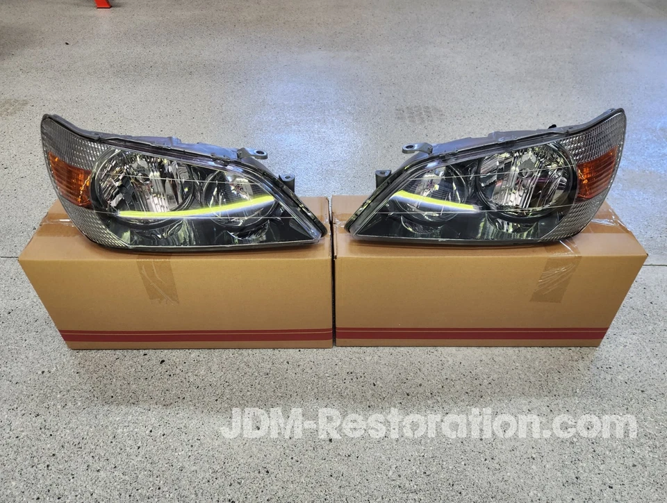 Is200 / Is300 / Altezza Aftermarket Headlights 1JZ 2JZ 3SGE Jdm Turbo - Image 1 of 4