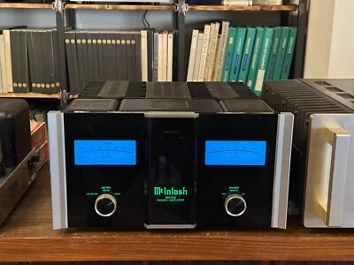 McIntosh MC402 Power Amplifier - Immagine 1 di 4