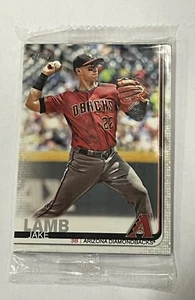 2019 TOPPS BASEBALL SGA UNOPENED PACK JAKE LAMB ARIZONA DIAMONDBACKS - Picture 1 of 10