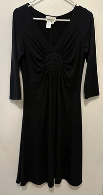 Vestido Coldwater Creek para mujer 10 negro elástico tejido detalle ganchillo corte bajo nuevo Foto 1 de 4