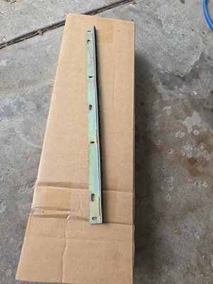 MERCEDES BENZ W111 220SE 250SE 280SE CUPÉ, SELLADO INTERIOR VENTANA LATERAL TRASERA DERECHA Foto 1 de 4