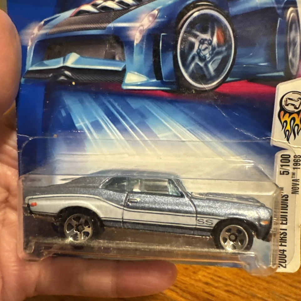 Hot Wheels 2004 Toys R EE. UU. ZAMAC primeras ediciones #005 Nova 1968 con 5 velocidades Foto 1 de 1