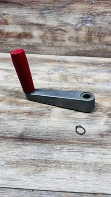 Zyliss Hobby Vise Crank Handle With Snap-Ring - Image 1 of 4