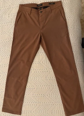 Pantalones de prueba para hombre 32 marrón nómada rendimiento recto cercanías Huckberry 32x32 Foto 1 de 4