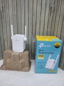 TP LINK WiFi Range Extender N300 2x2 MIMO 300MBPS 2.4 GHz Wireless Router - Picture 1 of 5