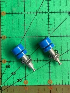 Pomona Panel Mount Banana Jack 1581-6 Blue New 2pcs - Picture 1 of 3