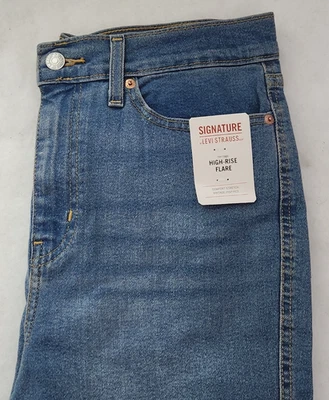 Levi Signature Womens Heritage High Rise Flare Jeans Size 8 W29 NWT - Image 1 of 4