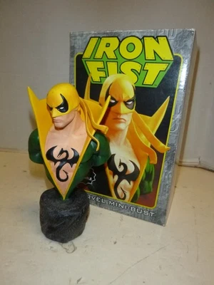 5.5" Iron Fist Mini Bust statue (MWB) Marvel (2002) Bowen Designs - Image 1 of 4