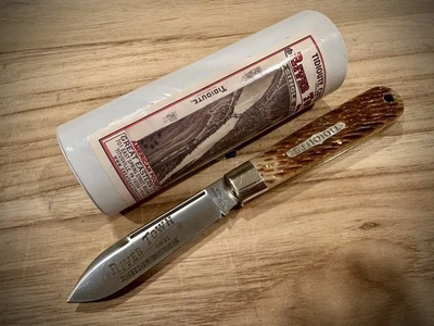 Great Eastern Cutlery GEC 86 River Town Jack - Antique Amber Jigged Bone - Image 1 of 4