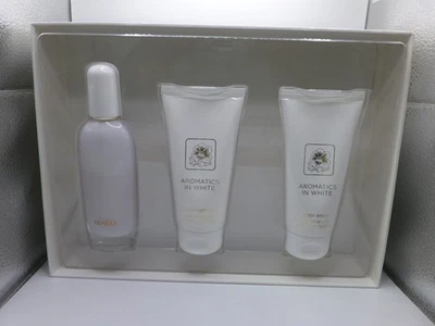 Clinique AROMATICS IN WHITE Set, 50ml EDP Spray + 75ml B/Lotion + 75ml B/Wash - Image 1 of 4