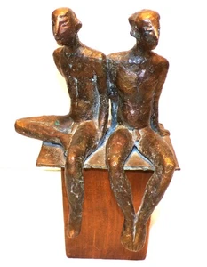 Escultura de bronce firmada Gail Soliwoda Cassilly 10" 7 libras hombres desnudos agua salada *g - Imagen 1 de 9