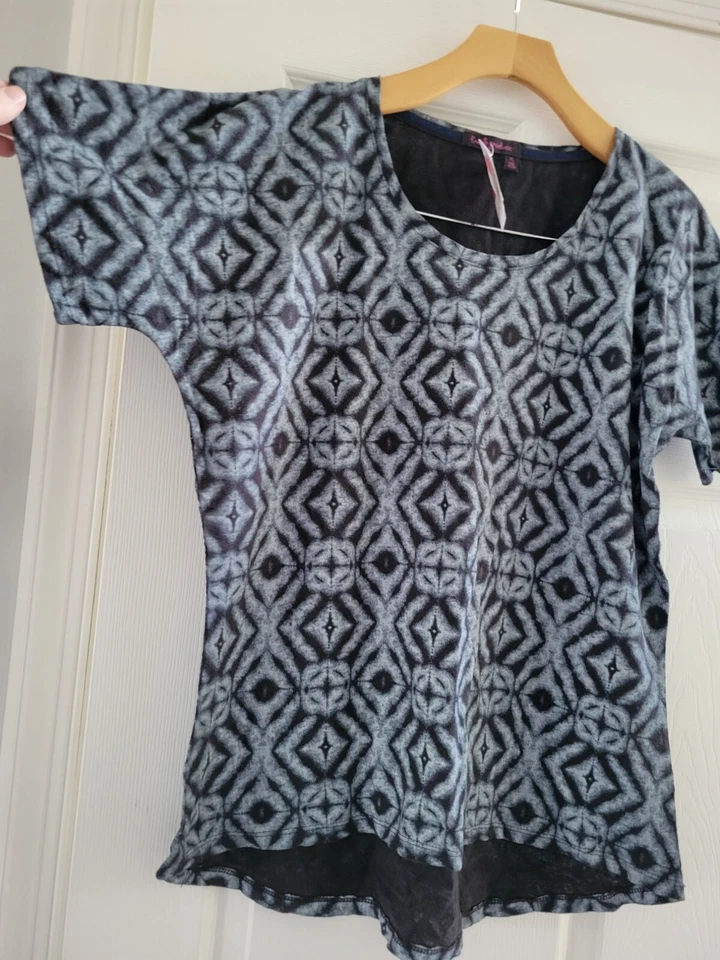 Fresh Produce Top Negro Estampado Tie Dye Talla XL Ajuste Como M Nuevo Manga Corta Cáñamo Foto 1 de 4