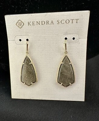 Pendientes Kendra Scott Carla Drops verde oscuro Foto 1 de 3