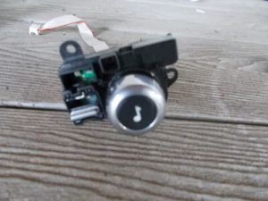 2015 ASTON MARTIN RAPIDE VOLUME AUDIO CONTROL SWITCH MODULE 8D33-13D734-BB - Picture 1 of 4