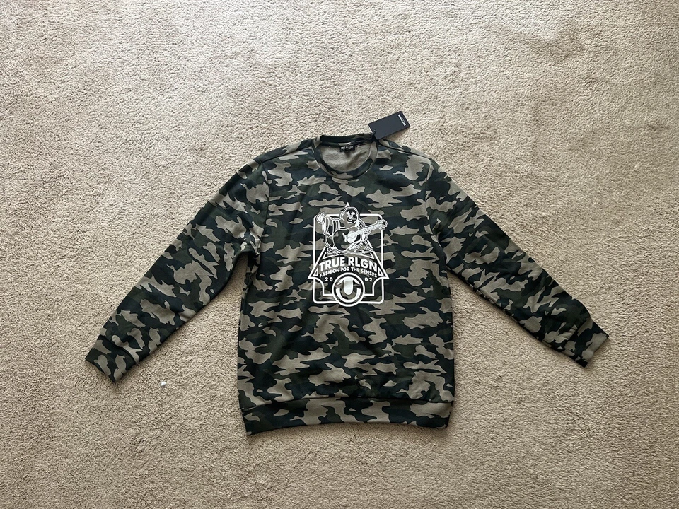 True Religion Jeans Men Size L  Green Camo Sweater - Image 1 of 4