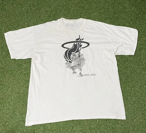 Lebron James #6 Miami Heat NBA Graphic T Shirt Tee XL Sports Basketball Cover