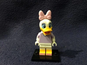 Lego Mini Figures DISNEY Series 1 Daisy Duck - Picture 1 of 2