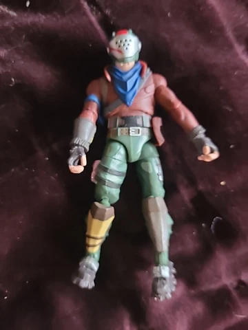 Fortnite Rust Lord 4 Inch Action Figure Victory Cover
