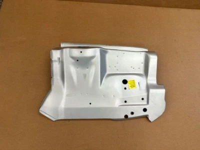 Ala interior Ford Escort mk2 *pequeño orificio superior de puntal* N/S ¡Nuevo en stock! Foto 1 de 4