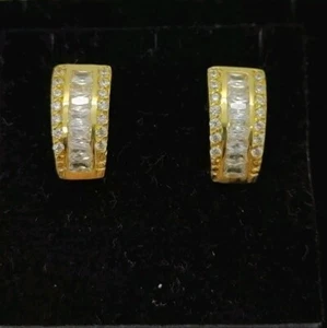 Pendenti Oro 18k 750 Mls. Con Circonitas. Chiusura Omega. Ref 3219P - Foto 1 di 7