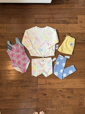 Nuevo Con Etiquetas Lote De Ropa Niñas Talla 4 Antiguo Azul Marino Conjunto Nadar Flores Rosa Amarillo Nuevo Foto 1 de 4