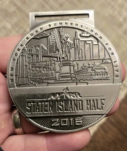 2016 STATEN ISLAND NY Runners For Life  Half Marathon finisher's medal - Picture 1 of 4