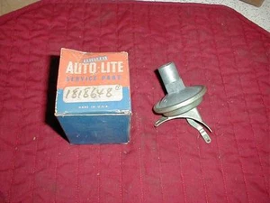 NOS MOPAR 1957 CHRYSLER WINDSOR SARATOGA VACUUM ADVANCE UNIT - Picture 1 of 1