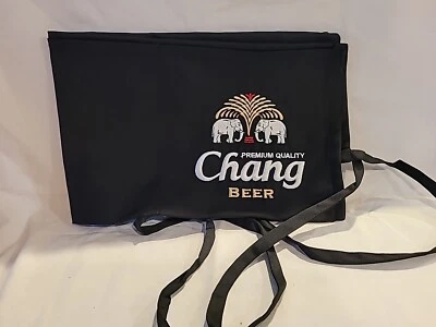 Delantal de servidor Chang Beer negro de 3 bolsillos Foto 1 de 2
