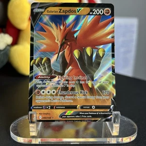 Pokémon Galarian Zapdos V 080/198 CRE Chilling Reign NM - Picture 1 of 6