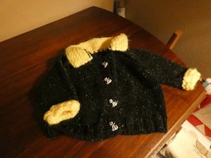 Maglione bambino fatto a mano con bottoni cane - Foto 1 di 6