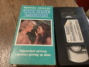 The Blue Lagoon VHS 1989 Goodtimes Video Brooke Shields Christopher Atkins Used - Picture 1 of 2