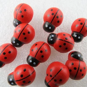 Coccinella in legno - Foto 1 di 1