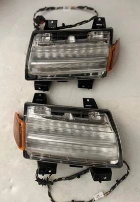 Factory LED Fender DRL Park Turn OEM for 2018-2025 Jeep Wrangler JL - Image 1 of 4