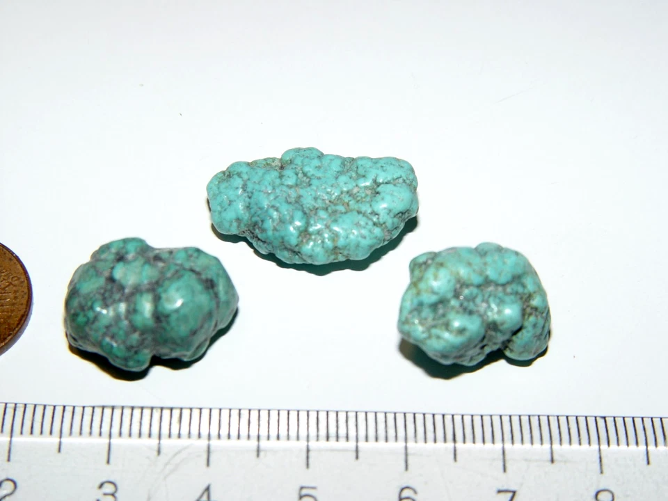 3 Stück Türkis Naturstein Edelstein Heilstein zusammen ca. 10 Gramm (#12) - Bild 1 von 3