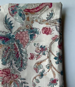 Brunschwig & Fils Verlaine Print Cranberry  Fabric Remnant 24x24" - Picture 1 of 3
