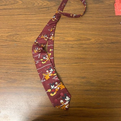 Gravata Mickey Unlimited 100% seda feita à mão Pateta Donald Pluto Mickey Mouse Disney - Imagem 1 de 3