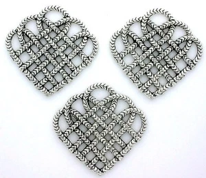 THREE PEWTER SILVERPLATED LEADFREE LEAD FREE HEART WEAVE ROPE CONNECTOR CF774 - Picture 1 of 1