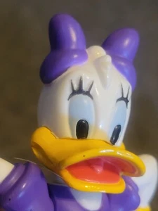 3" tall Disney DAISY DUCK Purple Outfit Action Toy Cake Topper Collectible - Picture 1 of 10