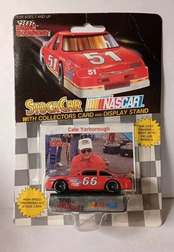 Bujes negros Pontiac Racing Champions Cale Yarborough Phillips 66 TropArtic 92    Foto 1 de 1