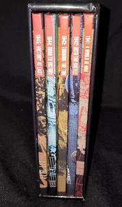 World War II Remembered: 5 Volume USPS  Stamps & Book Set - Picture 1 of 12