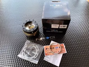 NRG INNOVATIONS 2.0 QUICK RELEASE BLACK W/ CHROME GOLD RING SRK-200BK/CG - Picture 1 of 5