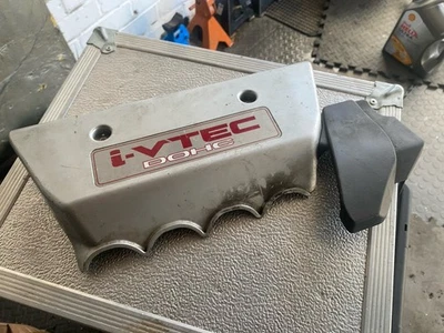 Genuine Honda Civic Ep3 K20A2 Engine Inlet Manifold Cover - Image 1 of 2