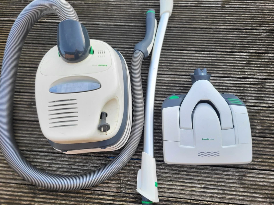 Vorwerk Kobold VT300 mit Saugwischer SP600 - Bild 1 von 4