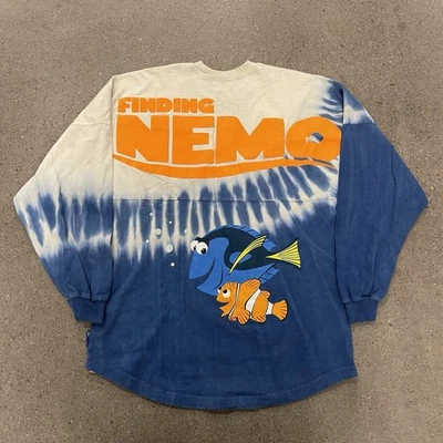 Camiseta Disney Parks Finding Nemo Nemo & Dory Blue Tie Dye Spirit Adulto Pequena - Imagem 1 de 4
