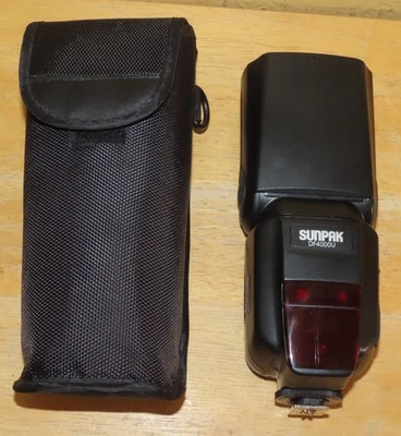 Sunpak DF4000U Shoe Mount Flash for Canon - Image 1 of 4