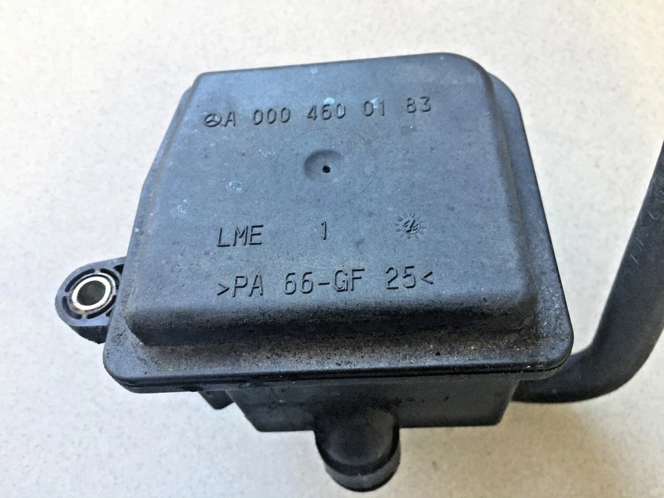 Mercedes-Benz ML320 ML430 1998-2003 ~ tanque de depósito de dirección asistida ~ pieza OEM Foto 1 de 3