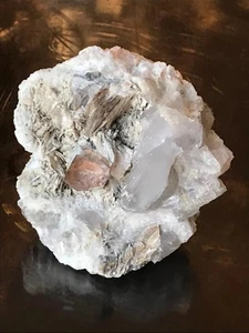 2,5 Pfund Kombination aus Topas + Quarz + Glimmer - Bild 1 von 10