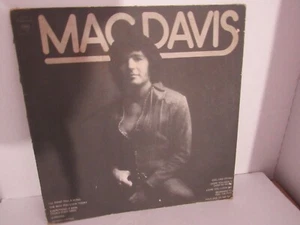 MAC DAVIS - SELF TITLED - KC-32206 - 1973 - Country - Imagen 1 de 4